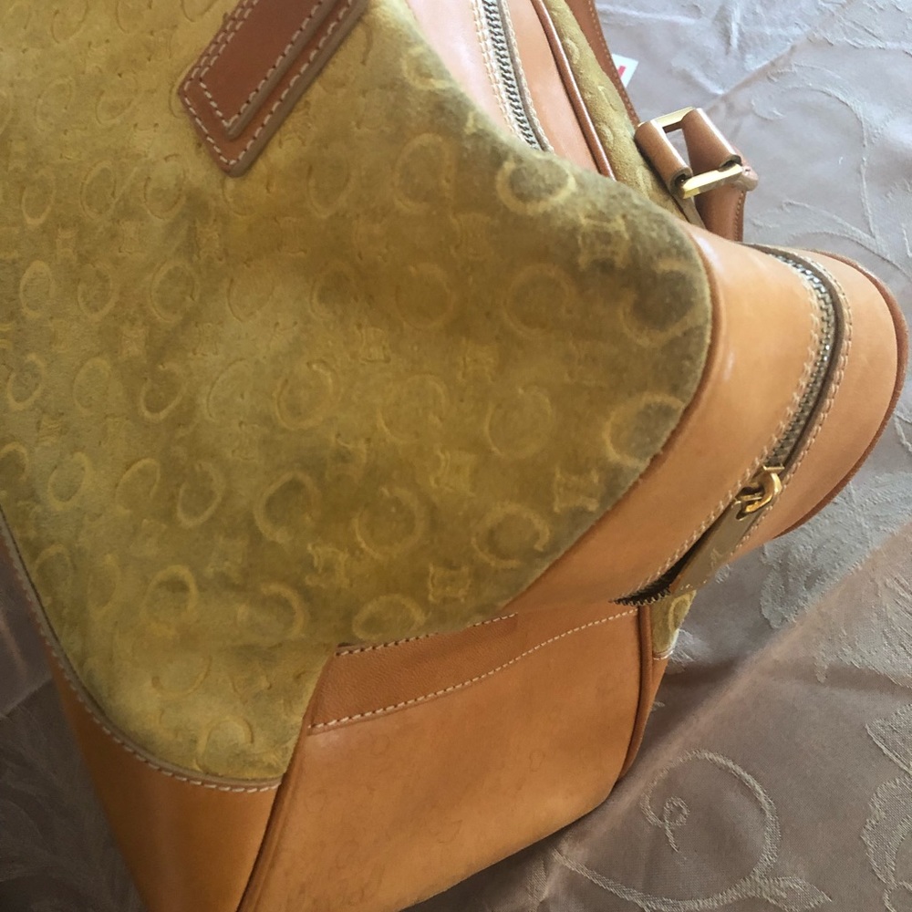 Celine - Picture 5 of 8